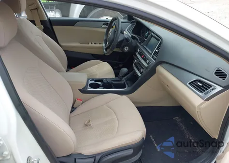 2018 Hyundai Sonata Se z USA, uszkodzony, nr VIN 5NPE24AF6JH648392